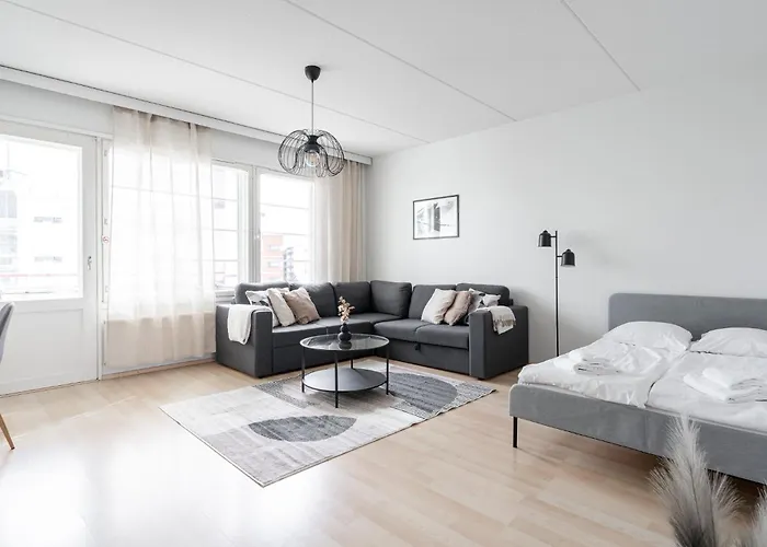2Br Lakefront Home Near Railway Station & Downtown Jyväskylä