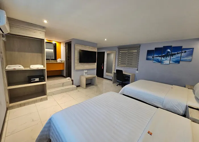 Hangar Inn Tj - Aeropuerto Tijuana