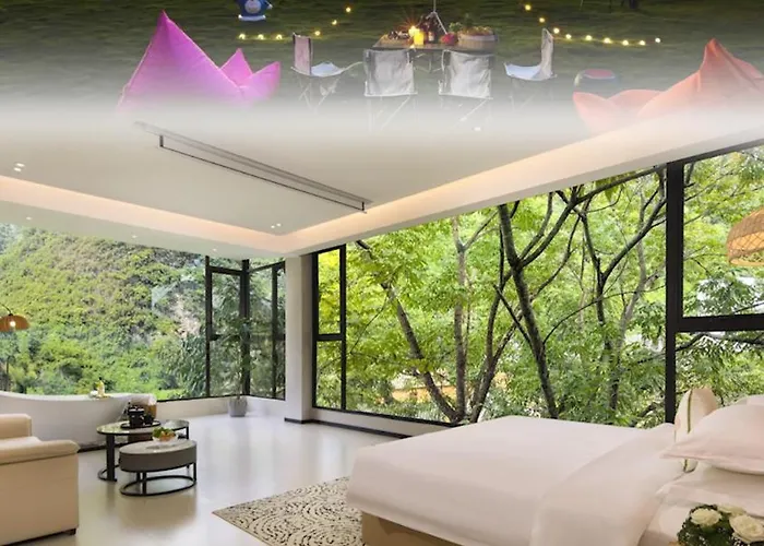 Yangshuo Cloud Hotel - View King Size Bed - Private Bathtub - Endless Pool - Lawn And Surrounded - Western Breakfast