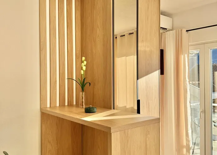 Modern Beachfront Apartment Ðenovići