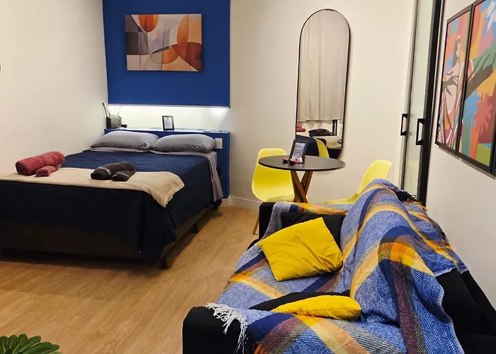 Studio Novo Na Lapa, Centro Do Rio De Janeiro Ao Lado Do Metro, Arcos Da Lapa, Escadaria Selaron