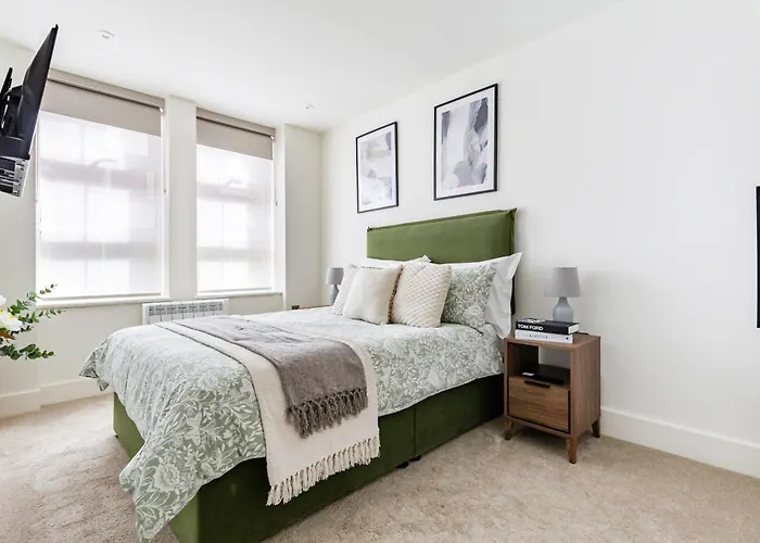 Ferienwohnung 2Br Hideaway Steps To Edgware Rd Station & Hyde Park London