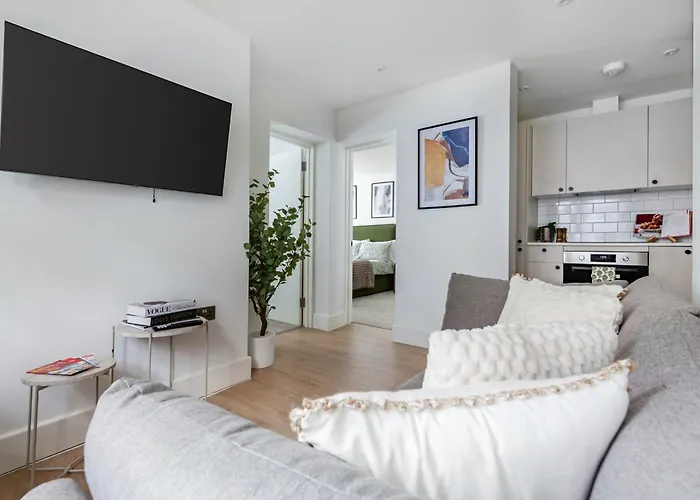 Ferienwohnung 2Br Hideaway Steps To Edgware Rd Station & Hyde Park London