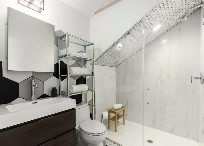 Chic Atl Stay - Private, Near Beltline - Parking Atlanta