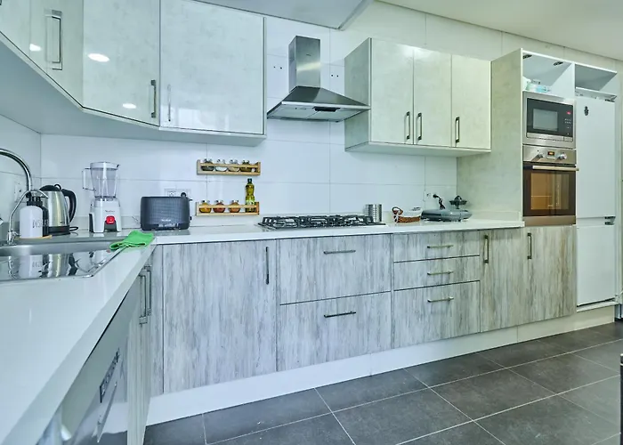Spacious 3Br 174M2 Quiet Residential Casablanca
