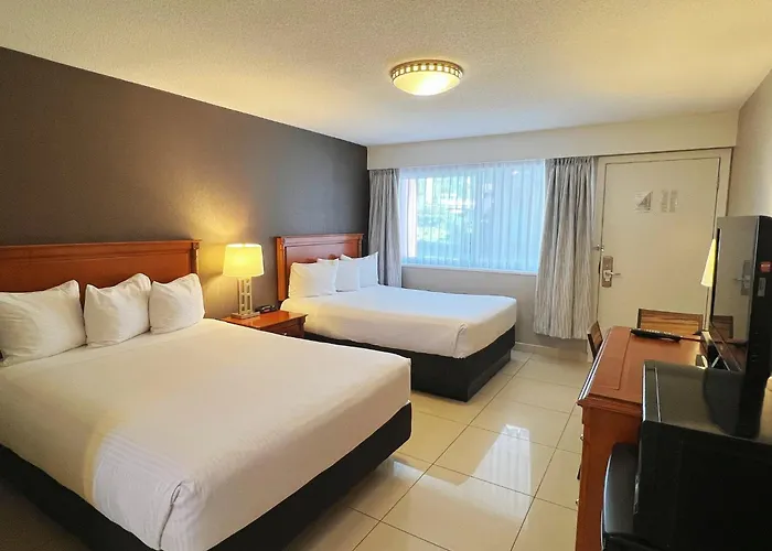 North Vancouver Hotel West Vancouver