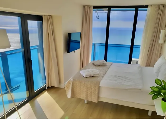 Orbi City Sea View Deluxe Apartment Batumi