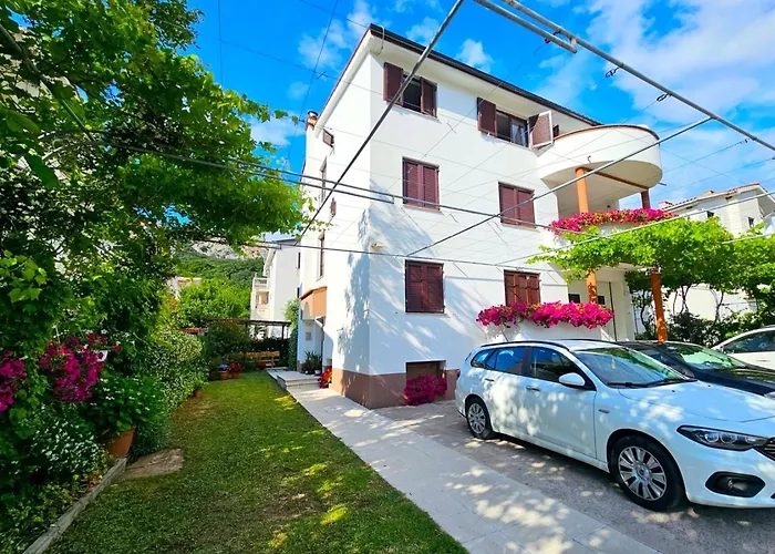 Apartments Grozdana Baška