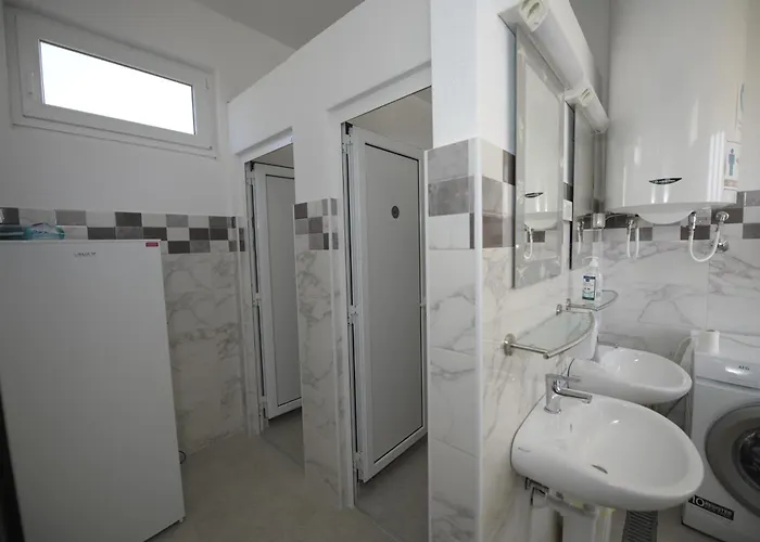 Mali Nordsee Mobilehomes , Glamping & Caravan Pakoštane