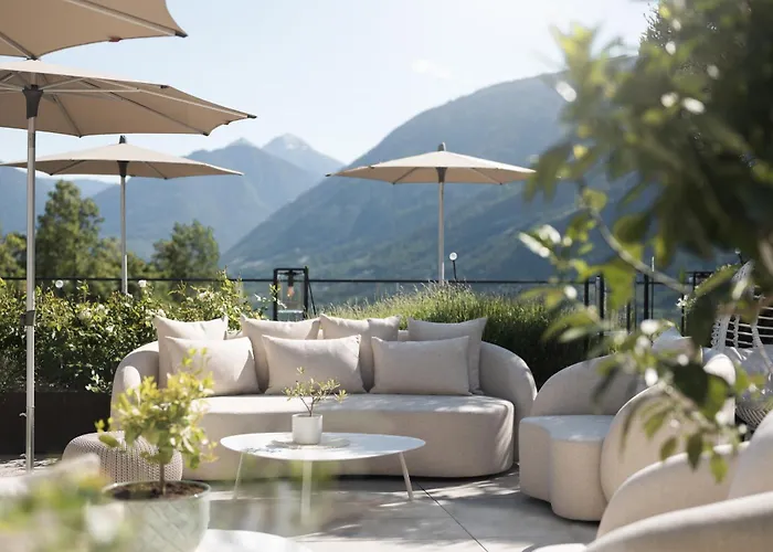 Small & Beautiful Hotel Gnaid Dorf Tirol