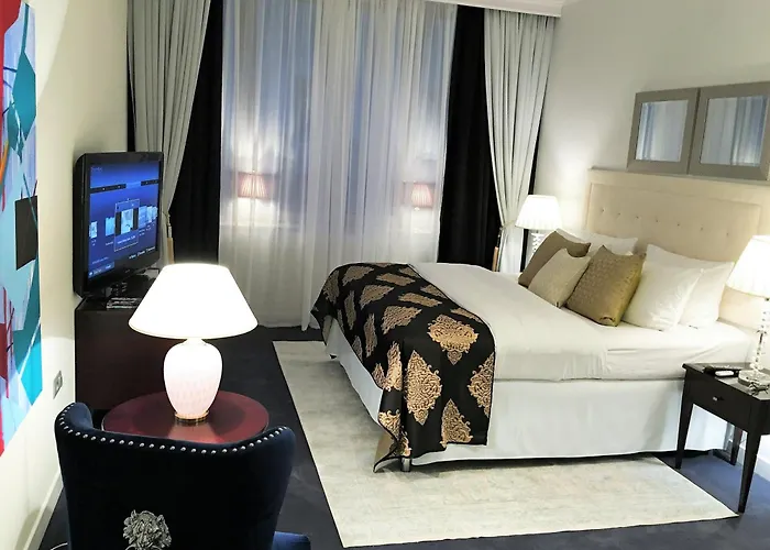Mondrian Luxury Suites & Apartments Market Square IV Warschau
