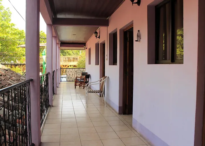 The Landing Hotel And Restaurant Moyogalpa