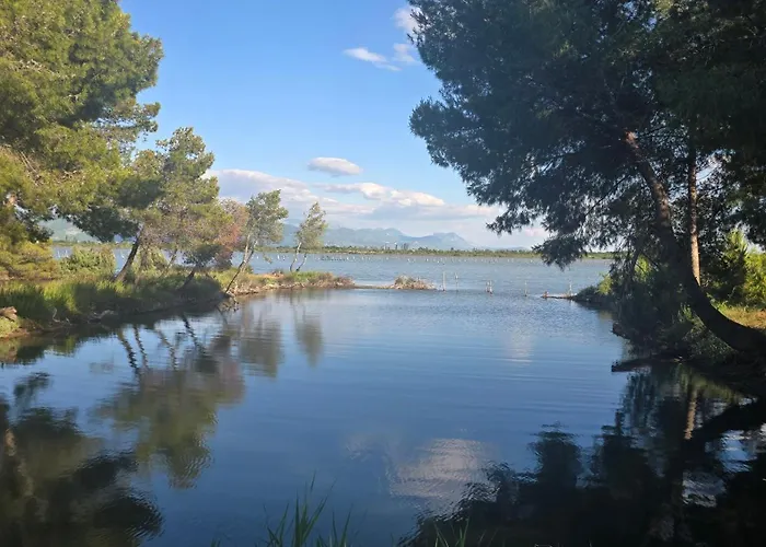 Eni'S Villa Lezhë