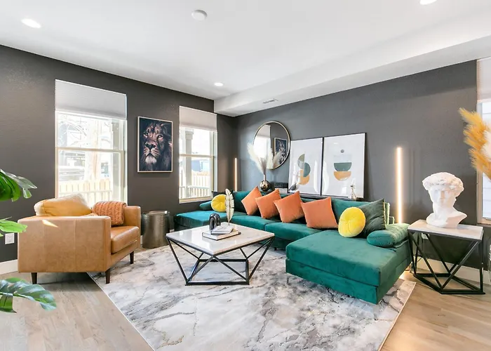 Villa Stunning 3Bd 3.5 Ba - 10 Min To Downtown! Garage! Denver