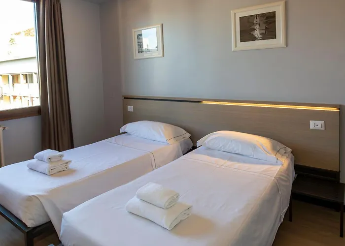 Plus Florence Hotel & Hostel