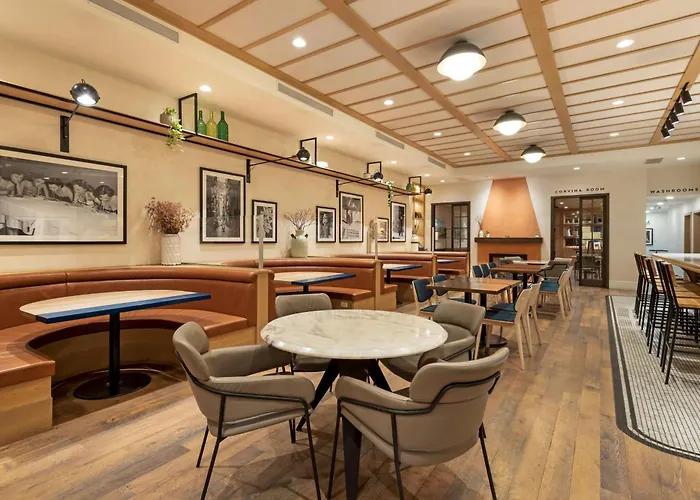 Best Western Plus Baker Street Inn&Convention Center Nelson