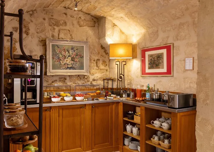 Hotel Le Relais Des Halles Paris