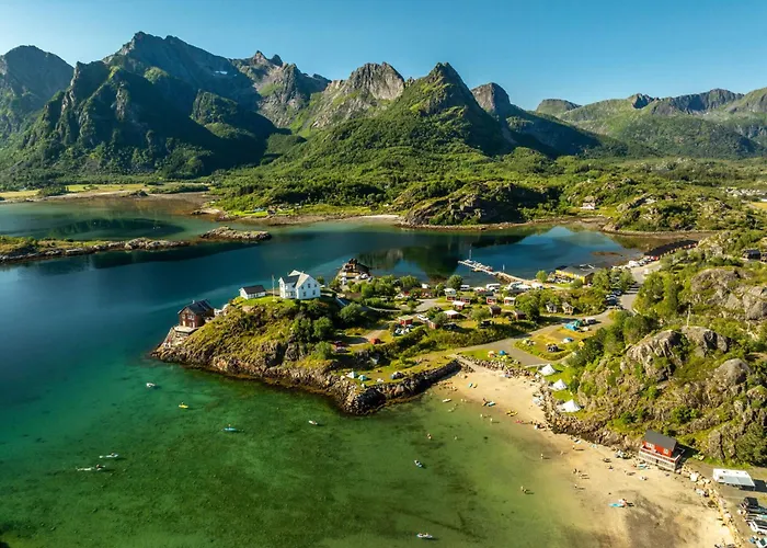 Skarungen - Hotel, Cabins And Camping Kabelvåg