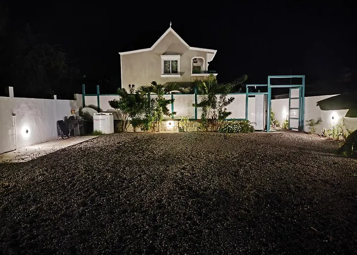 Villa Piscines Privees Et Chauffees, Private Heated Pools Grand Baie