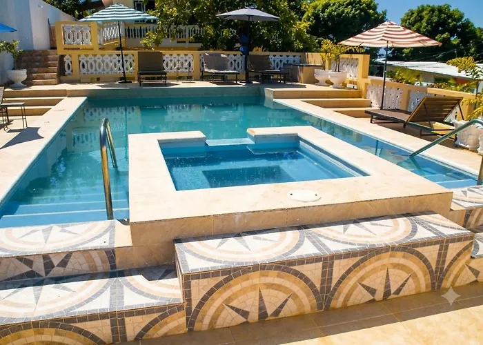 Dela De-Rose Guest House Negril Jamaica