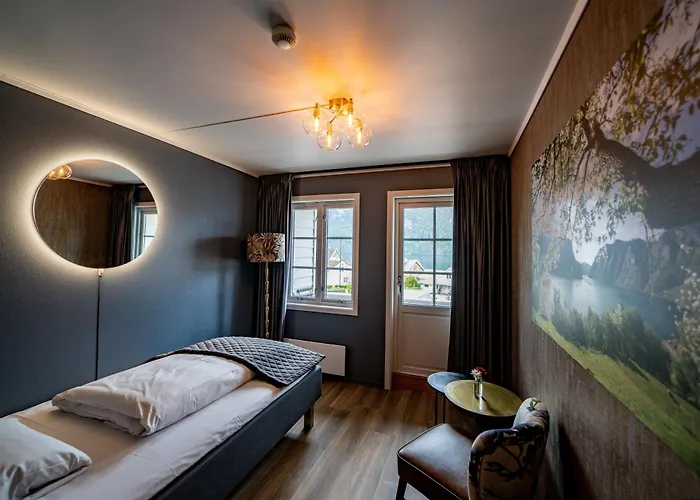 Hotel Aurlandsfjord