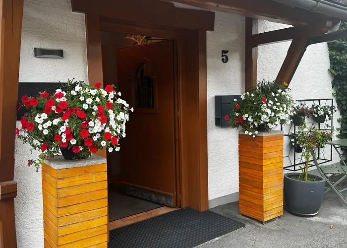 Golf & Ski Chalet Mittersill
