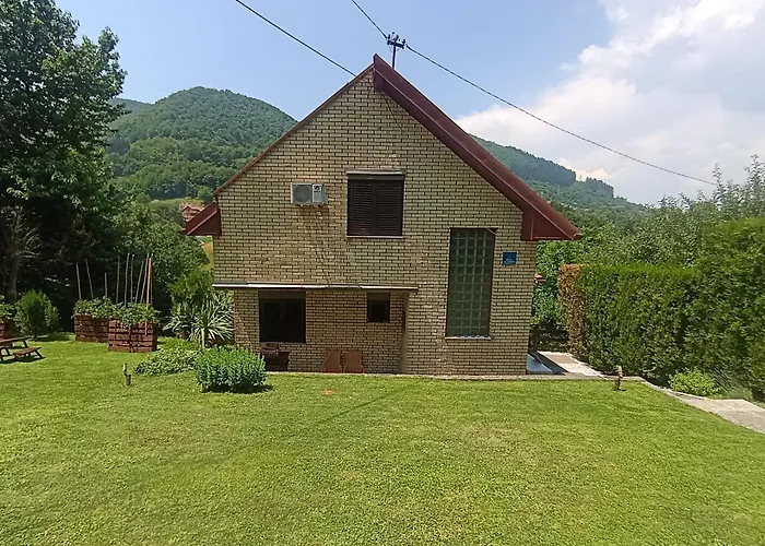 Holiday Home Zbilje Visoko