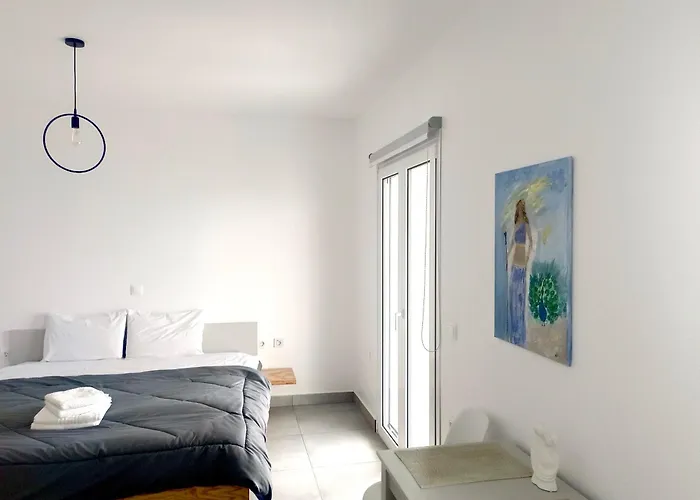 12 Gods Resort Pylos
