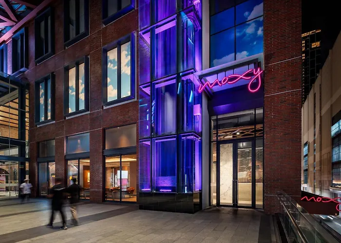 Hotel Moxy Bangkok Ratchaprasong
