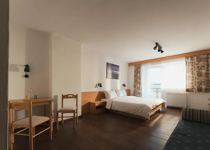 Hotel Garni ALPINA Saalbach-Hinterglemm