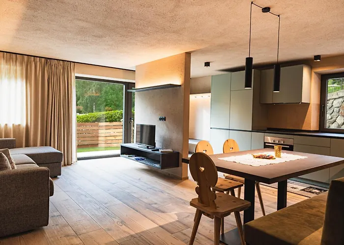 Aparthotel Haus Adlerhorst Ulten