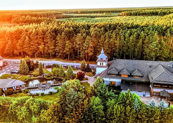 Resort Pod Lasem Kolonowskie