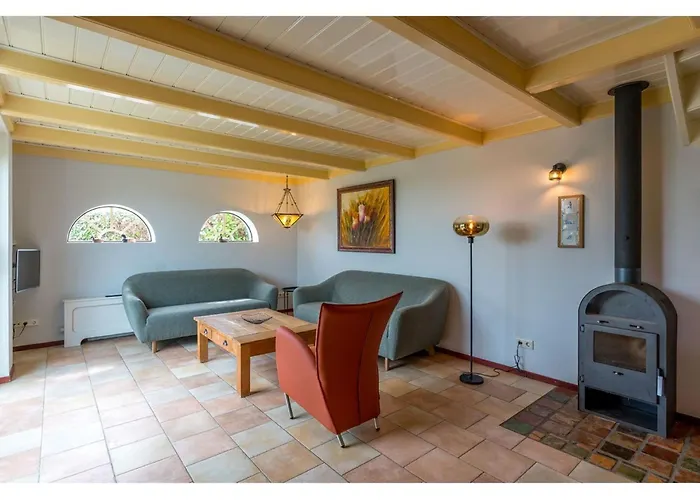 Lovely Holiday Home In Texel Near Sea Oost 