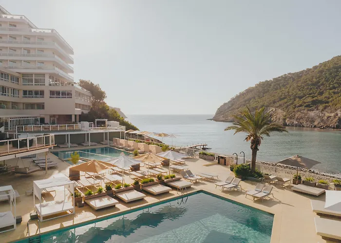 Mondrian Beach Lifestyle Resort By Accor Cala Llonga 