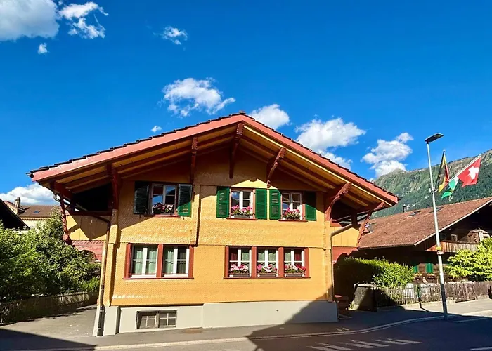 Cosy Apartment In Heritage Protected Swiss Chalet Interlaken