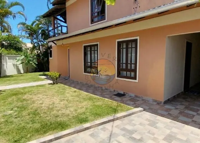 Casa No Centro Da Praia De Mariscal Perto Do Mercado E Comercio Em Geral Bombinhas