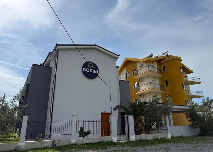 Hotelgodini Golem 