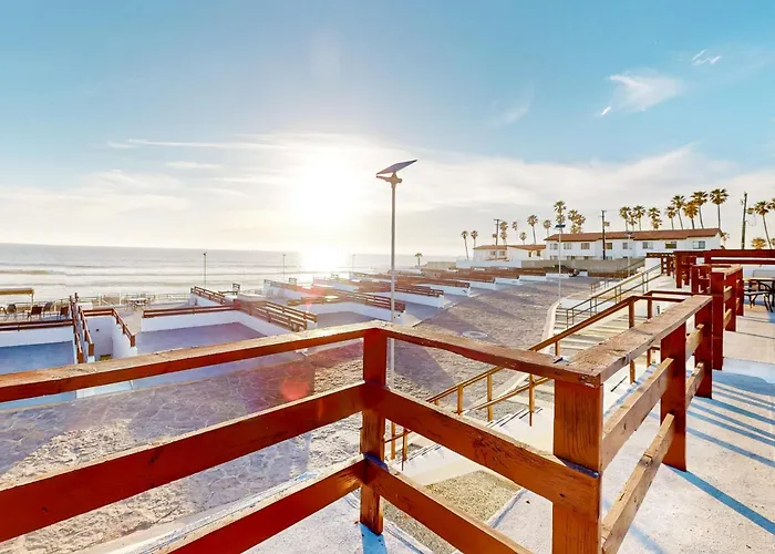 Dog-Friendly Beachfront Retreat With Rooftop Deck, Pool, Hot Tub, & Kitchen Rosarito
