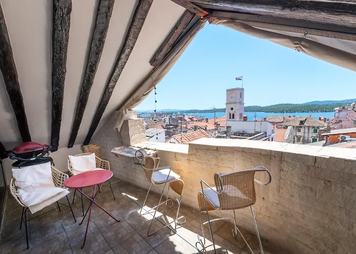 Luxe Loft 3Br Apartment With Beautiful View By Irundo Šibenik