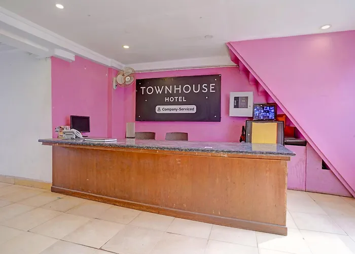 Super Townhouse Calangute - Baga Circle Formerly Park Avenue
