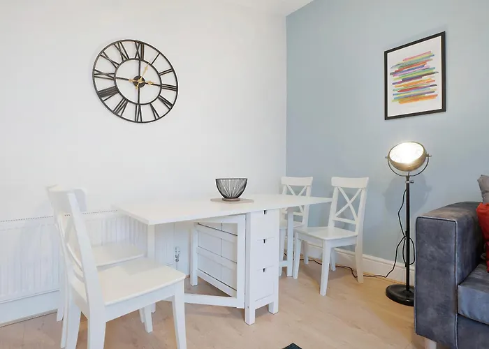 Sunderland 3Br Retreat Sleeps 6 By Stay With Us
