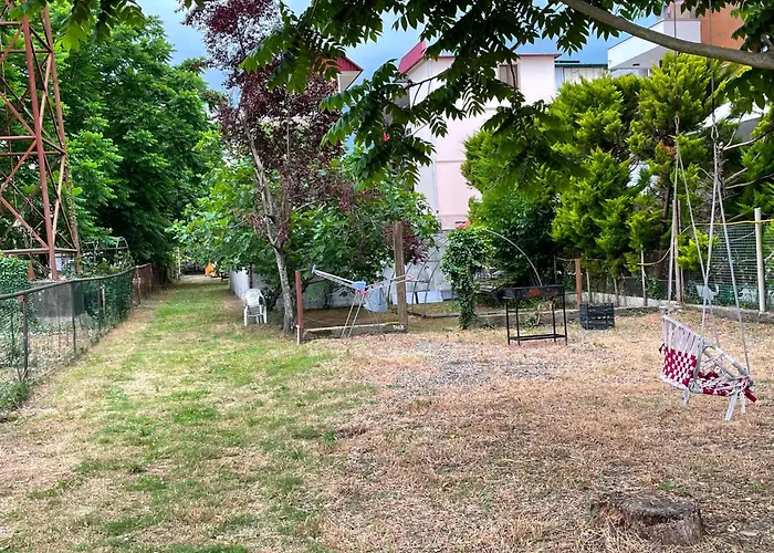 Cottage Resiana Kobuleti