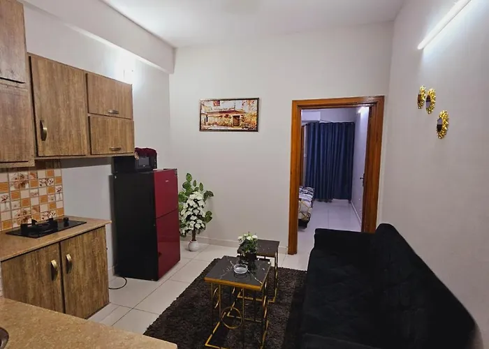 Private And Charm 1Bed Apartment- Ac- Wifi- Self-Checkin - E11 - Islamabad