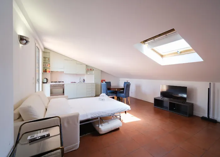 Juan'S Trevi Apartment Buddyrent Rom