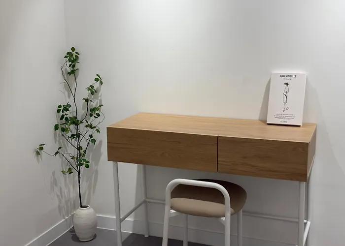 Hongdae 4Min Walk #3Bd 2Ba #Baby Crib #8 Queen Beds #Private Terrace Seoul