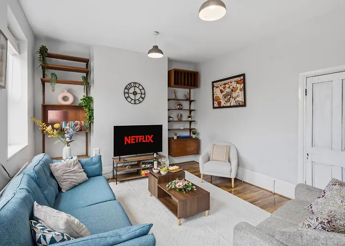 Blackheath 3 Bedroom Apartment London