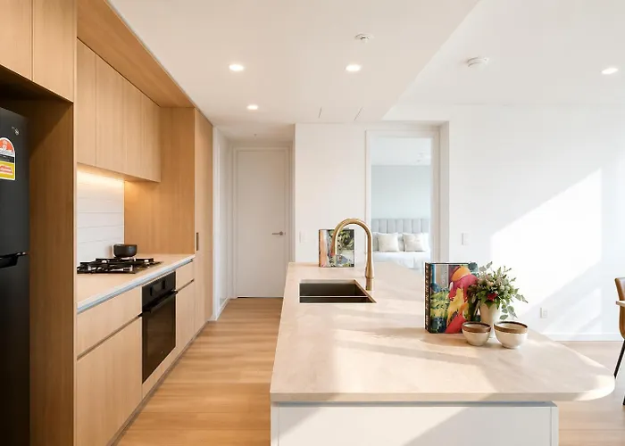 Milton Oasis Level 16- Luxury Apt Near Milton Station Brisbane