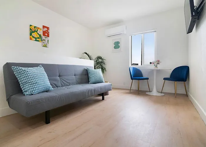Private Guesthouse Studio Near Echo Park Los Angeles