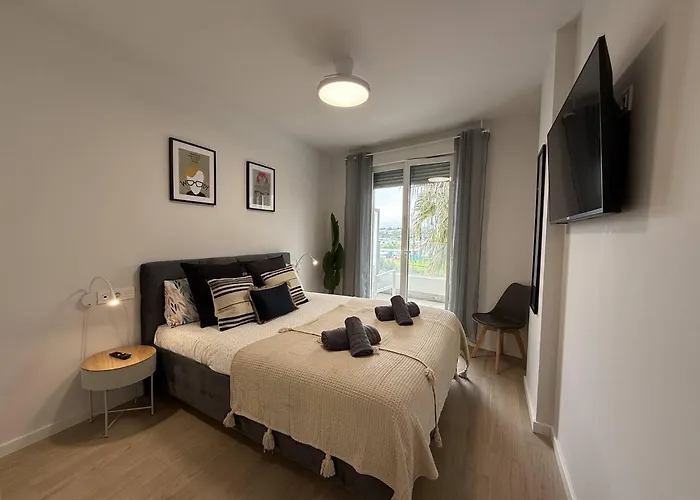 Modern And Luxurious Apartment In Nueva Andalucia - Jardines De Guadaiza Marbella
