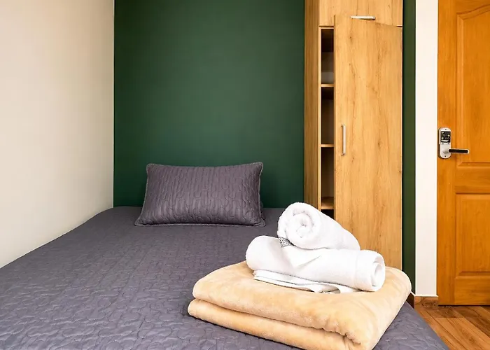 Estudio Renovado Belen, Ubicacion E Iluminacion Medellín